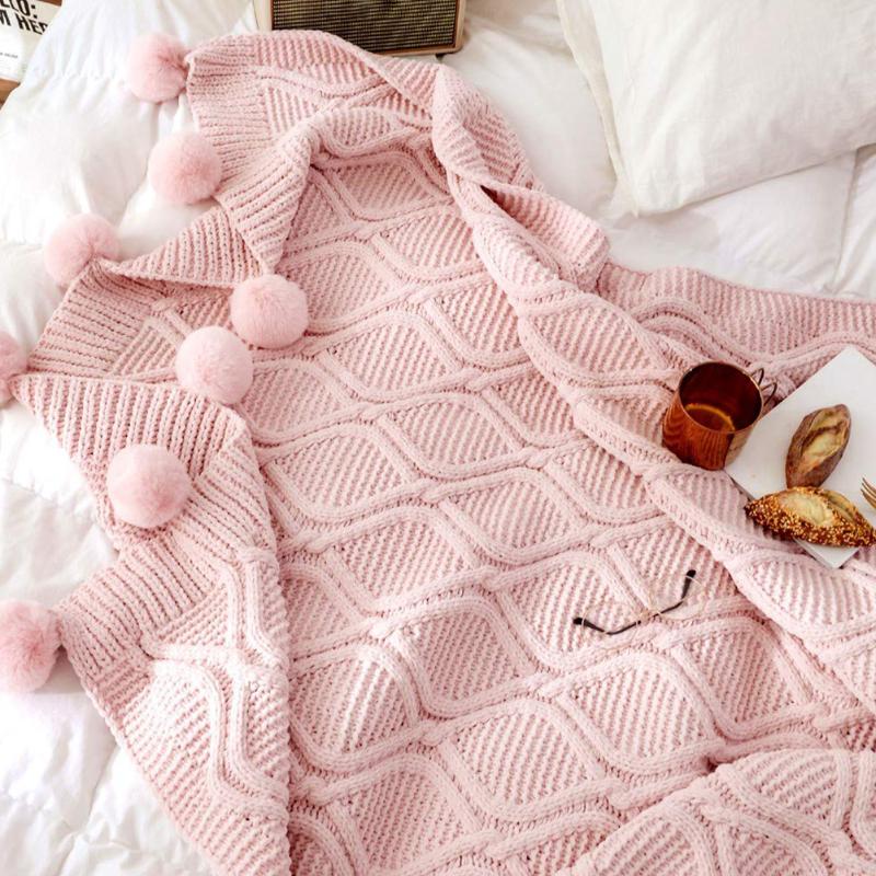 130x160cm Cute Throw Blanket Hairball Living Room Bed Couch Cover Skin Friendly Knitted Soft Office Lounge Chenille Plush
130x160cm Cute Throw Blanket Hairball Living Room Bed Couch Cover Skin Friendly Knitted Soft Office Lounge Chenille Plush