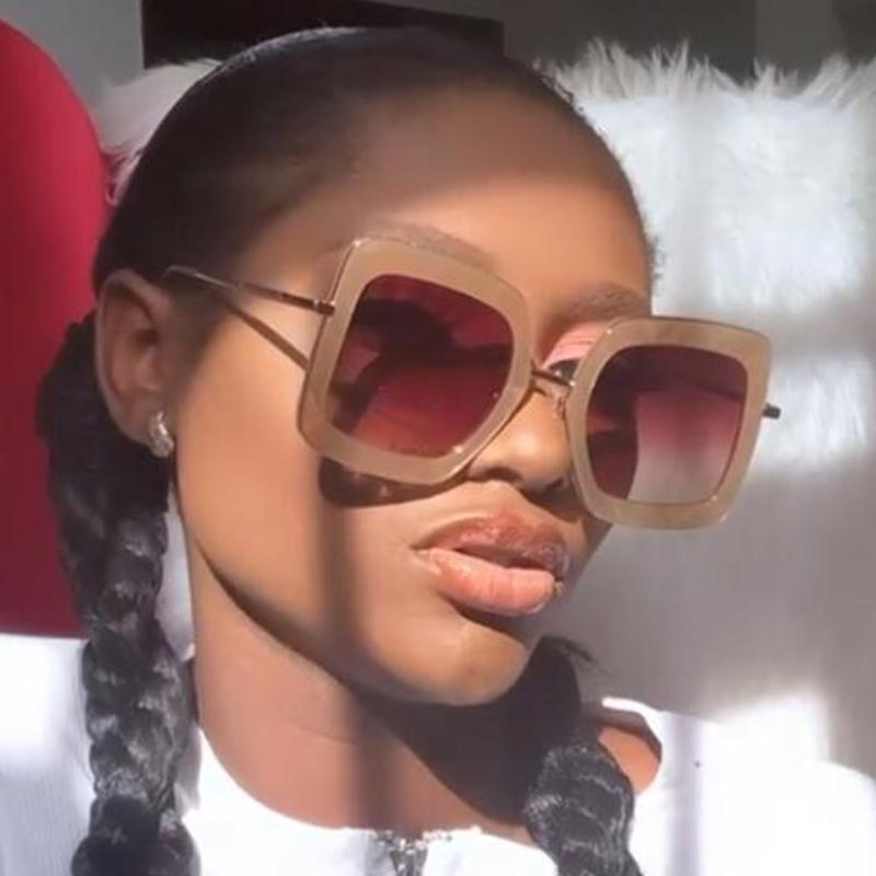 Sunglasses Vintage Square Women 2021 Fashion Oversized Metal Frame Celebrity Sun Glasses Trend Goggles UV400
Sunglasses Vintage Square Women 2021 Fashion Oversized Metal Frame Celebrity Sun Glasses Trend Goggles UV400