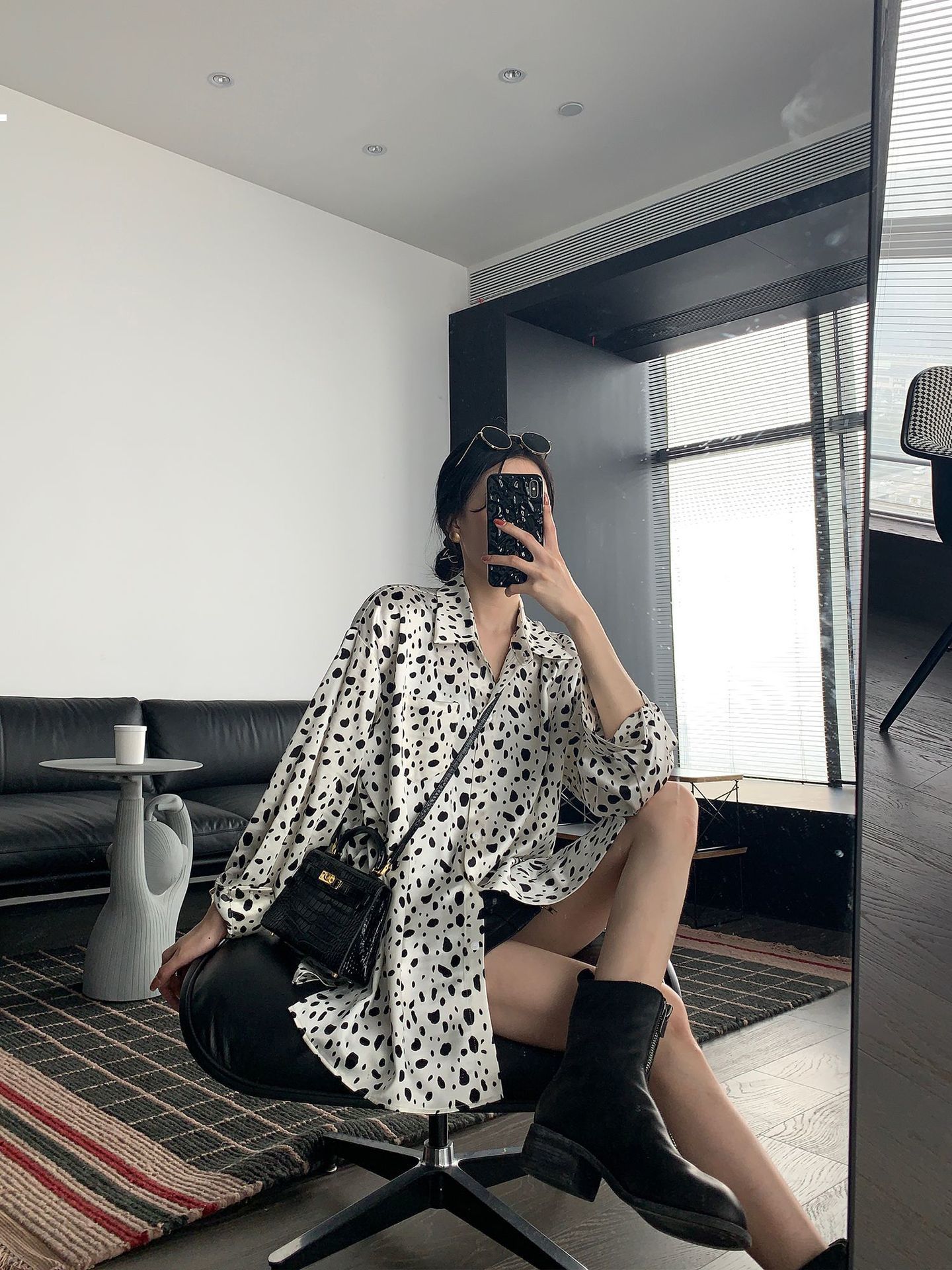 Cow 2021 New Printed White Oversized Sleeve Long Female Vintage Street Wear Designer Kpop Woman Shirt Gif4 HHVV, The shown in figure
Cow 2021 New Printed White Oversized Sleeve Long Female Vintage Street Wear Designer Kpop Woman Shirt Gif4 HHVV, The shown in figure