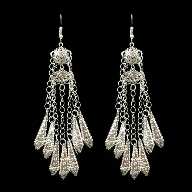Ethnic tribes retro original long women's earrings exaggerated Miao silver boho fringed female jewelry jhumka bijuteria
Ethnic tribes retro original long women's earrings exaggerated Miao silver boho fringed female jewelry jhumka bijuteria