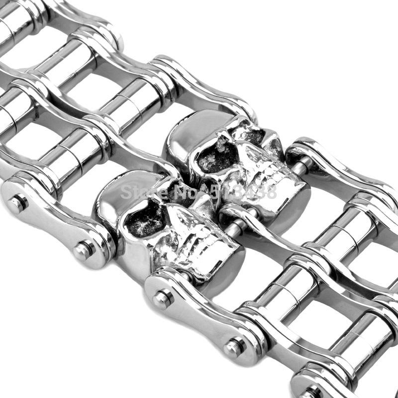 9'' x 38MM Wide Awesome Chrome Dual Skull 316L Stainless Steel Biker Motorcycle Chain Bracelet for Great Halloween Gifts
9'' x 38MM Wide Awesome Chrome Dual Skull 316L Stainless Steel Biker Motorcycle Chain Bracelet for Great Halloween Gifts
