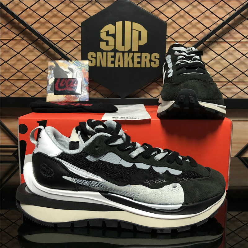 Top Men Mesh Casual Waffle Shoes Breathable Designer Sneaker Grey Nylon LDV Vapor Platform Sneakers Women Black White Flat Massage Outdoor Trainers Shoe With Box, Style 4
Top Men Mesh Casual Waffle Shoes Breathable Designer Sneaker Grey Nylon LDV Vapor Platform Sneakers Women Black White Flat Massage Outdoor Trainers Shoe With Box, Style 4