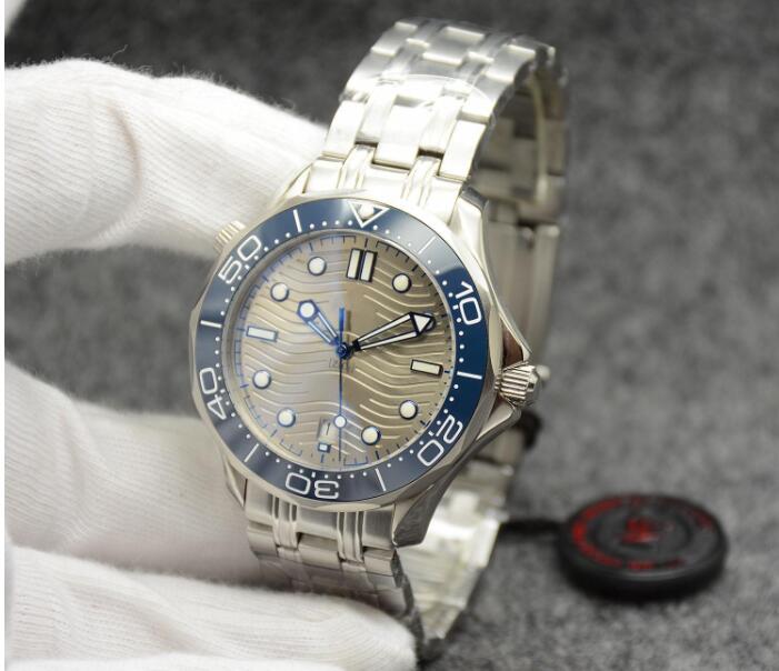 Luxury watch 42MM Automatic Mechanical Outdoor Mens Watches Watch Black Dial With Stainless Steel Bracelet Rotatable Bezel Transparent Case Back
Luxury watch 42MM Automatic Mechanical Outdoor Mens Watches Watch Black Dial With Stainless Steel Bracelet Rotatable Bezel Transparent Case Back