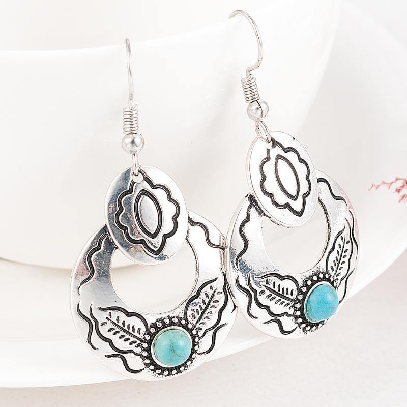 Dangle & Chandelier Vintage Green Stone Drop Hollow Earrings Women Wedding 2021 Geometric Stud Earring Fashion Jewelry Accesorios1
Dangle & Chandelier Vintage Green Stone Drop Hollow Earrings Women Wedding 2021 Geometric Stud Earring Fashion Jewelry Accesorios1