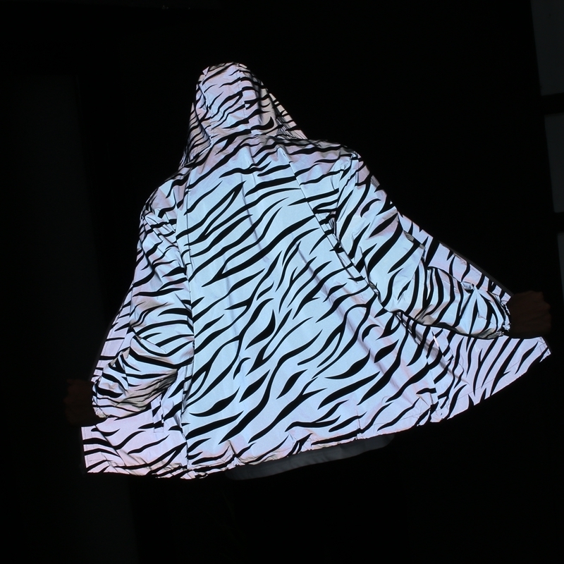 Night shining clothes Men Leopard reflective Hooded Zipper Windbreaker waterproofJacket hip hop Streetwear skateboard Coats T200603