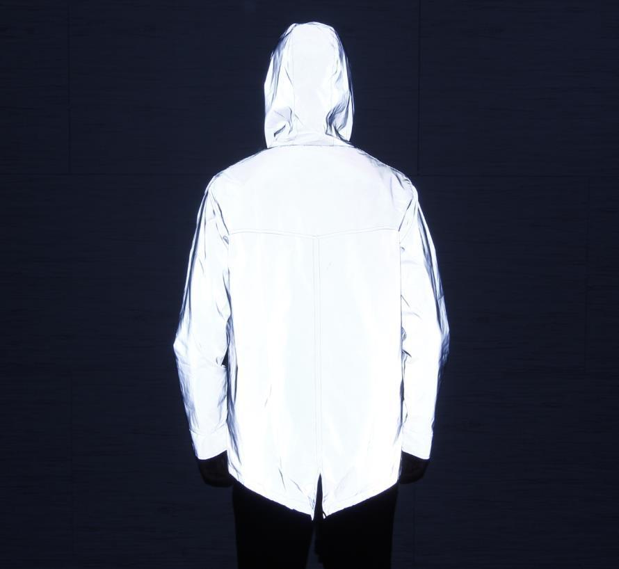 2021 Autumn Complete Man Night Reflect Hip Hop Light Long Jacket Streetwear Female with Hood Reflective Tail Jackets Oppr, Gray.
2021 Autumn Complete Man Night Reflect Hip Hop Light Long Jacket Streetwear Female with Hood Reflective Tail Jackets Oppr, Gray.