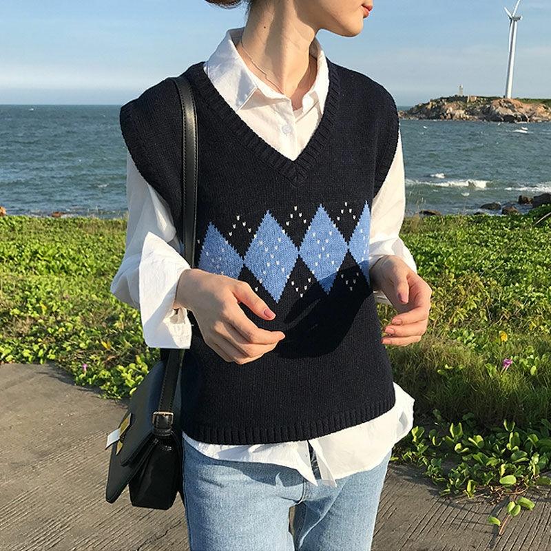 Fashion Women Autumn Winter Warm Pullover Top Kniited Sweater Vest Elegant Ladies V Neck Geometry Knitwear Sreetwear
Fashion Women Autumn Winter Warm Pullover Top Kniited Sweater Vest Elegant Ladies V Neck Geometry Knitwear Sreetwear