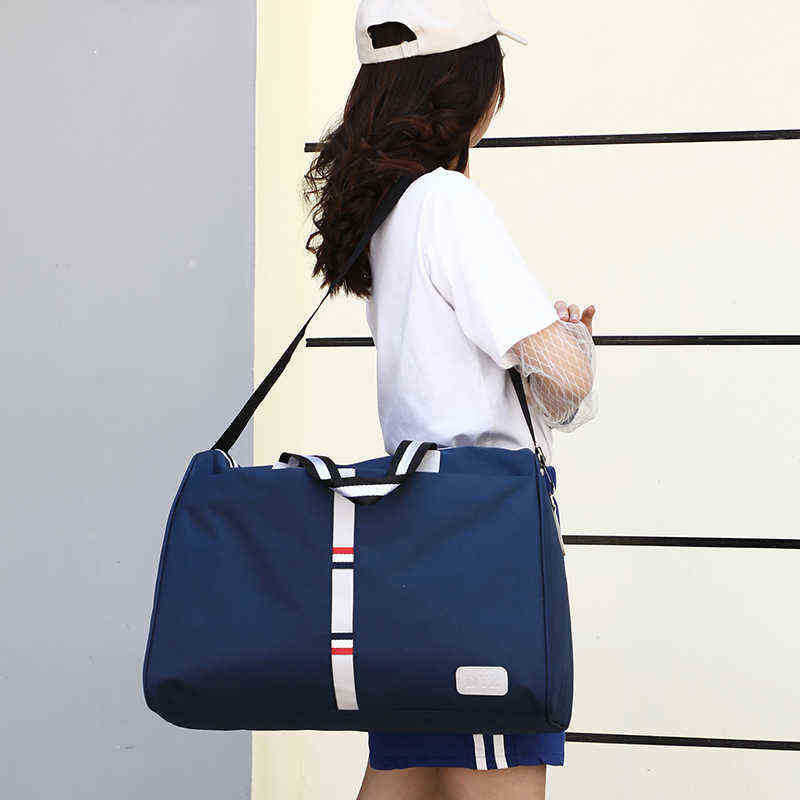 Bag Large Capacity Women Travel Waterproof Stripe Weekend Overnight Duffle s Female Hand Luggage Big Packing Cubes 202211