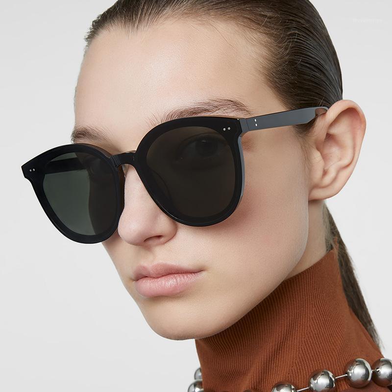2020 New Brand Designer Mirror Cat Eye Sunglasses Women Vintage Metal Glasses for Women Retro Lunette De Soleil Femme UV4001
2020 New Brand Designer Mirror Cat Eye Sunglasses Women Vintage Metal Glasses for Women Retro Lunette De Soleil Femme UV4001