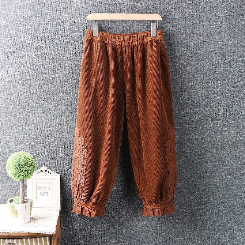 Corduroy trousers autumn and winter new style women's art small fresh cotton loose bloomers hook lace wide-leg pants, Beige
Corduroy trousers autumn and winter new style women's art small fresh cotton loose bloomers hook lace wide-leg pants, Beige