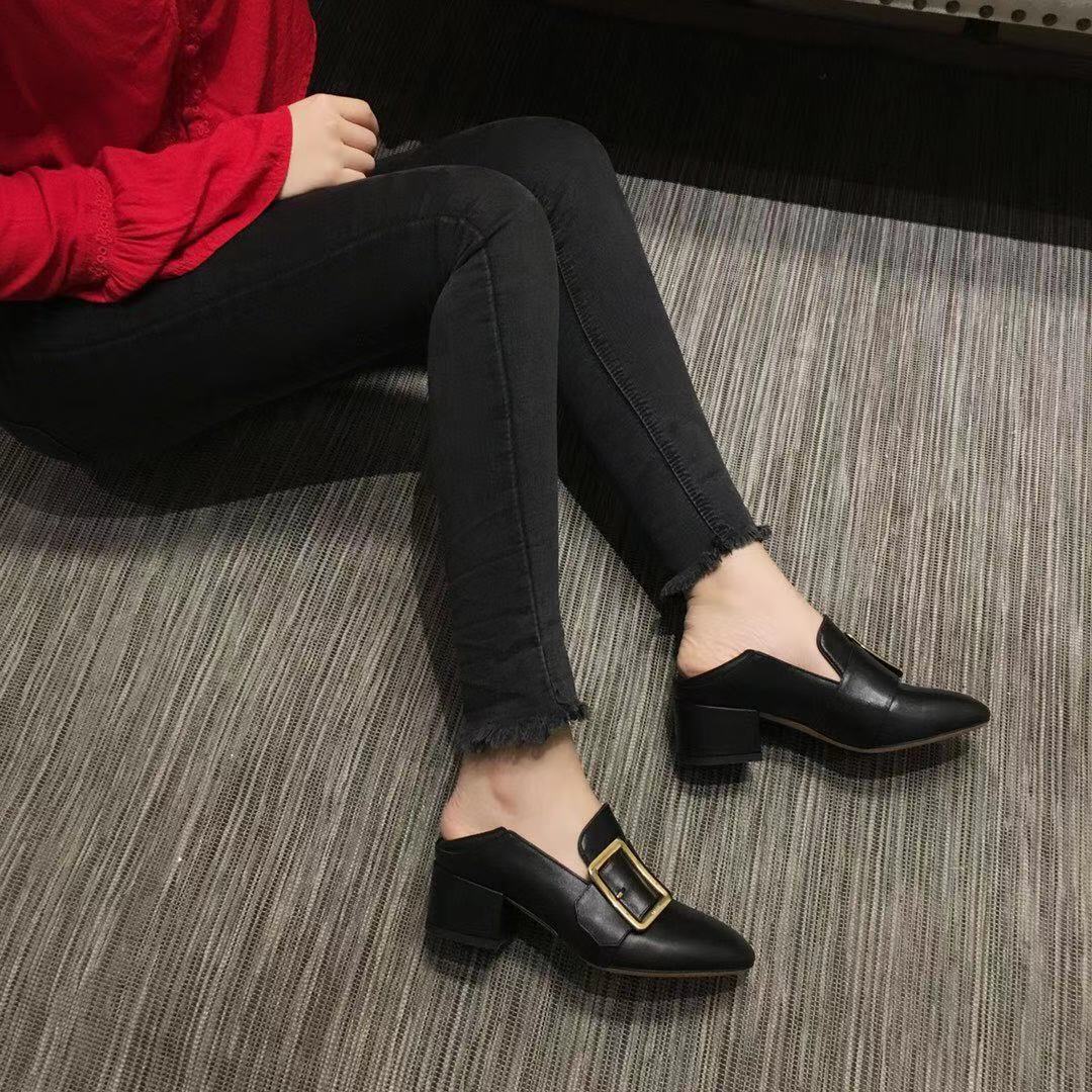 top quality! 2021020301y 40 black/ cream genuine leather calf skin gold buckle chunky kitten heel slides shoes 2ways 4cm, Black/check stock before buy
top quality! 2021020301y 40 black/ cream genuine leather calf skin gold buckle chunky kitten heel slides shoes 2ways 4cm, Black/check stock before buy