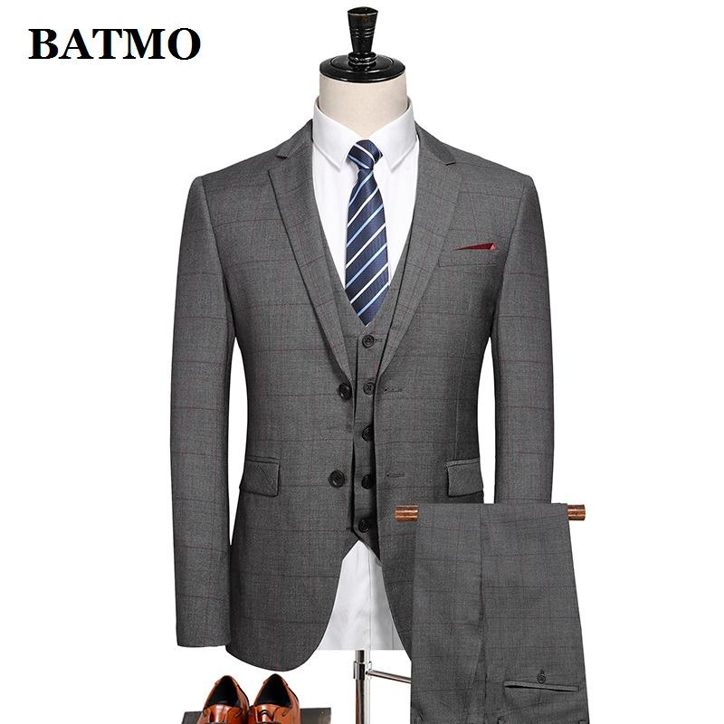 BATMO 2020 new arrival high quality plaid suits men,men' wedding dress,jackets+pants+vest,5688, Gray
BATMO 2020 new arrival high quality plaid suits men,men' wedding dress,jackets+pants+vest,5688, Gray