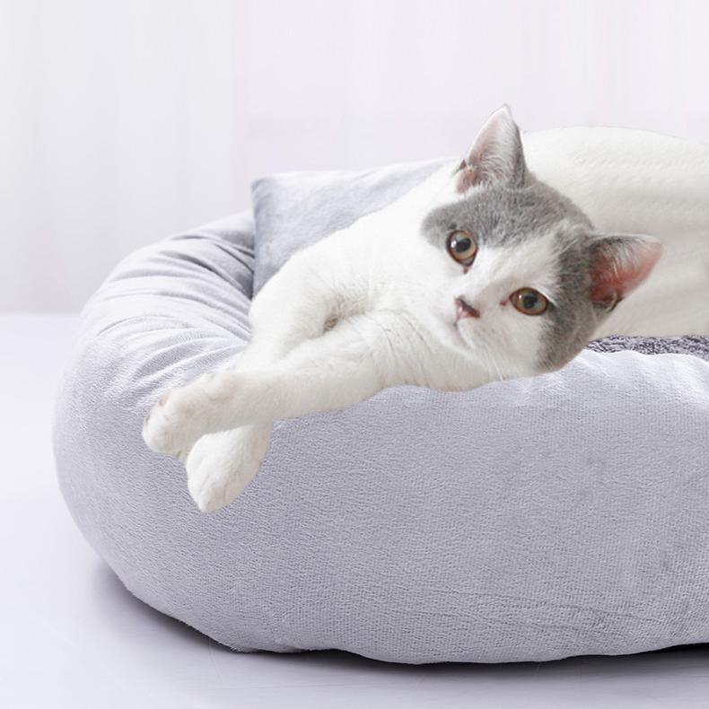 Round Cat Bed House Soft Plush Pet Nest Winter Warm Cat Dog Sleeping Bed Cushion Pet Mat House Supplies1
Round Cat Bed House Soft Plush Pet Nest Winter Warm Cat Dog Sleeping Bed Cushion Pet Mat House Supplies1