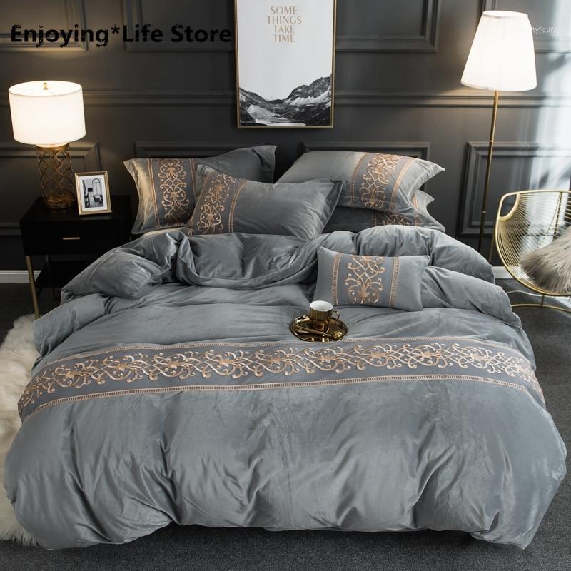 New Fleece Fabric Bedding Sets Embroidery Bed Set Double Queen King Size Bed Cover Set Sheet Set/fitted Sheet Pillowcase1
New Fleece Fabric Bedding Sets Embroidery Bed Set Double Queen King Size Bed Cover Set Sheet Set/fitted Sheet Pillowcase1
