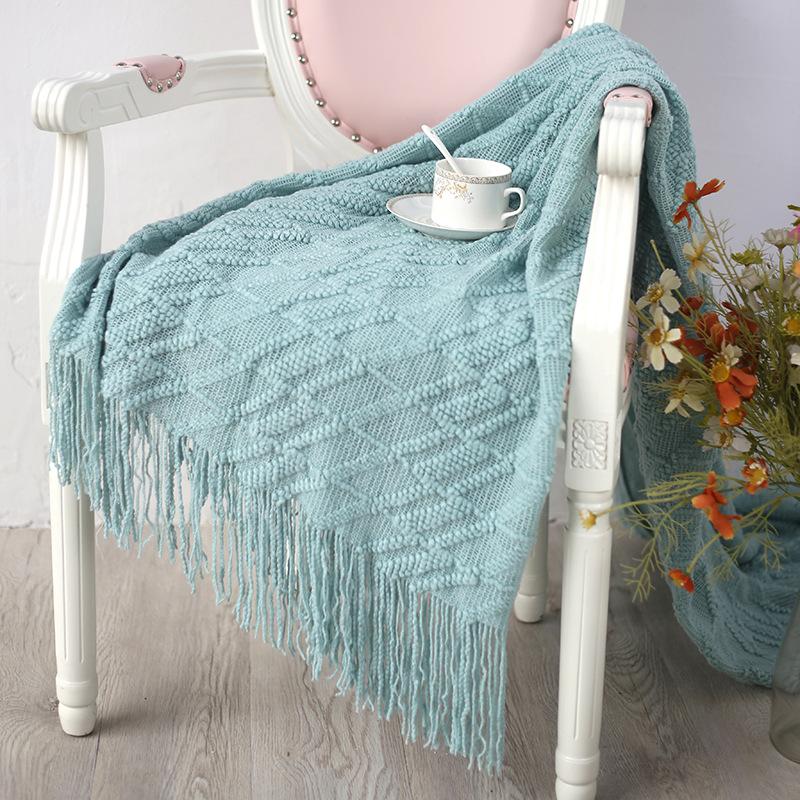 Soft Decorative Knitted Throw Blanket Christmas Gift Warm Lightweight Thread Blankets for Bed Sofa Travel Office Nap
Soft Decorative Knitted Throw Blanket Christmas Gift Warm Lightweight Thread Blankets for Bed Sofa Travel Office Nap