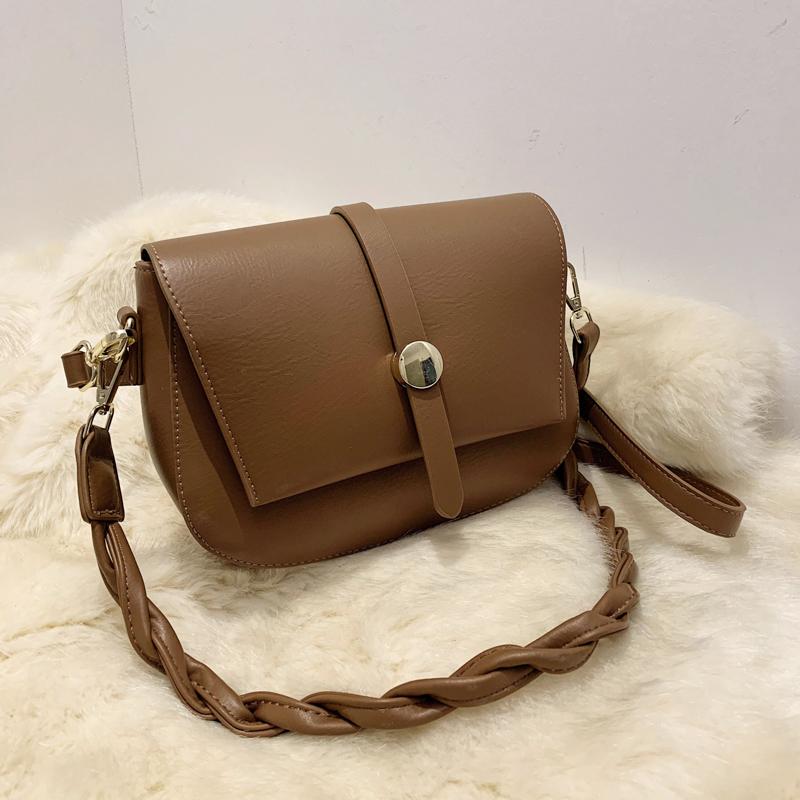 OLSITTI New Fashion Designer Shoulder Bag for Women 2021 Winter PU Leather Crossbody Bag Casual Simplicity Handbag Sac Epaule, Black
OLSITTI New Fashion Designer Shoulder Bag for Women 2021 Winter PU Leather Crossbody Bag Casual Simplicity Handbag Sac Epaule, Black