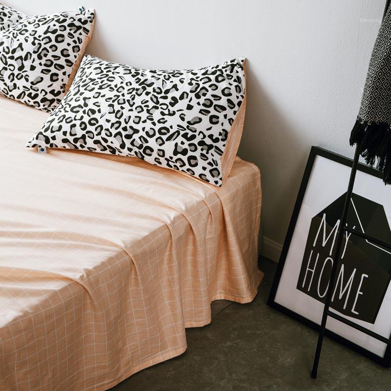 50 100% cotton star stripes sheet pillowcase 3pcs black and white bedding set Quenn size bed sheet set1, 03
50 100% cotton star stripes sheet pillowcase 3pcs black and white bedding set Quenn size bed sheet set1, 03