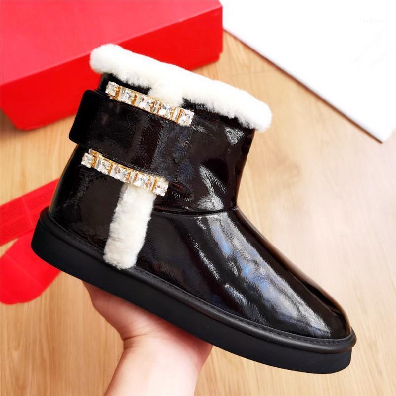 Lambswool Snow Boot Non-Slip Short Boot Diamond Button Decoration Boots Platform Patent Leather Boots Winter Women's Shoes1, As show
Lambswool Snow Boot Non-Slip Short Boot Diamond Button Decoration Boots Platform Patent Leather Boots Winter Women's Shoes1, As show