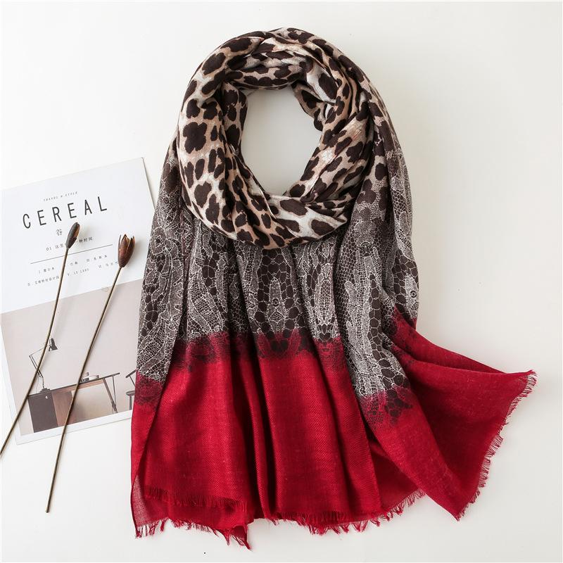 Cotton Leopard Lace Fashion Scarves women Ladies 2020 Autumn Winter New Printed silk scarf chiffon hijab
Cotton Leopard Lace Fashion Scarves women Ladies 2020 Autumn Winter New Printed silk scarf chiffon hijab