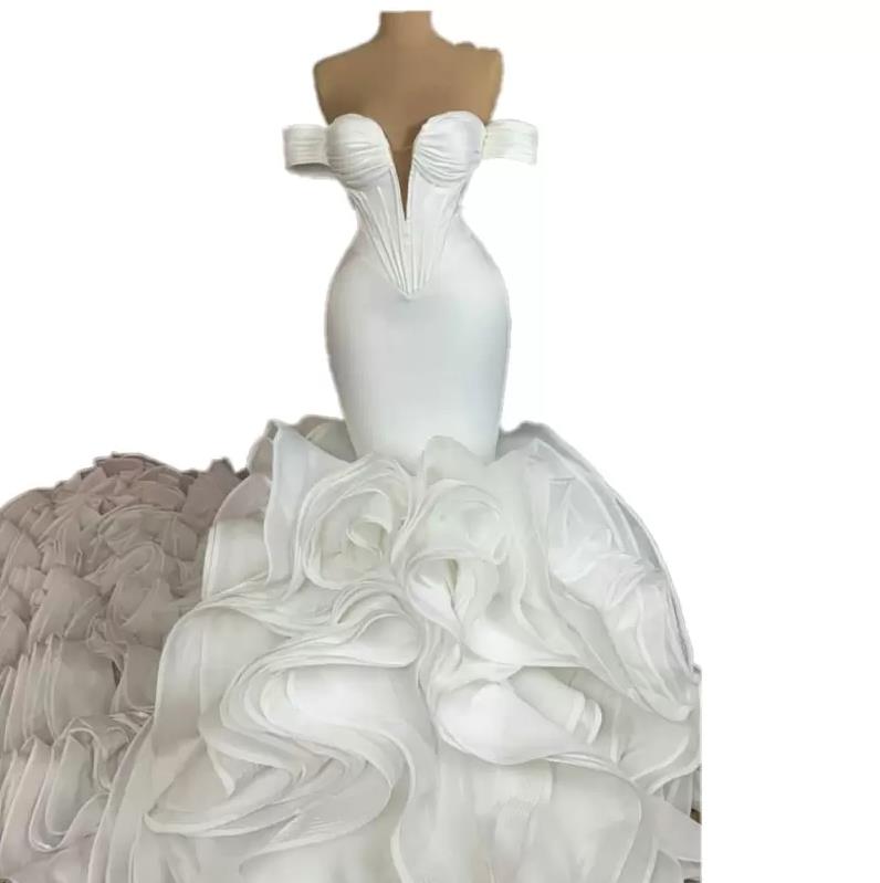 Gorgeous Mermaid Organza Wedding Dresses Bridal Gowns With Long Ruffles cathedral Train lace-up corset Off Shoulder Tiered Modern robe de mariée