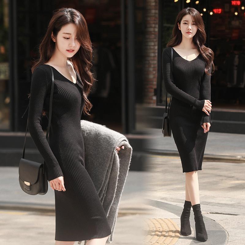 2020 Autumn and Winter Temperament Goddess Sweaters Dress V-neck Long Sleeve Slim Slimming Bag Hip Small Black Dress, Beige
2020 Autumn and Winter Temperament Goddess Sweaters Dress V-neck Long Sleeve Slim Slimming Bag Hip Small Black Dress, Beige