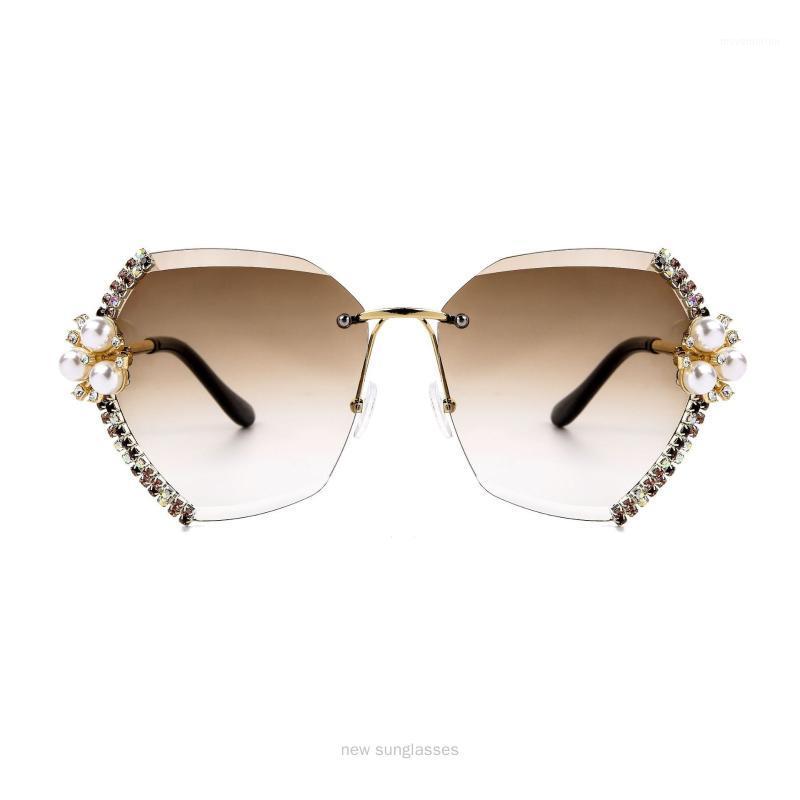 Cat Shades for Women Fashion Diamond Sunglasses Brand Woman Vintage Retro Men Sunglasses Frameless Brown Sexy NX1
Cat Shades for Women Fashion Diamond Sunglasses Brand Woman Vintage Retro Men Sunglasses Frameless Brown Sexy NX1