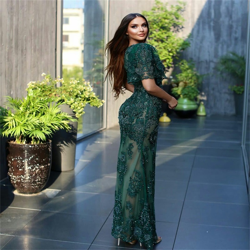 Chic Green Prom Dresses V Neck Full Beads Appliqued Lace Elegant Mermaid Evening Dresses Ruched Sweep Train Formal Pageant Dress Custom Made