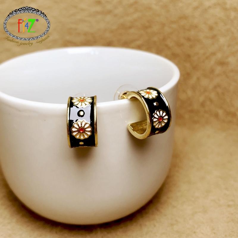 Hoop & Huggie F.J4Z 2021 Trend Earrings For Women Top Quality Enamel Flower Small Lady Anti-allergic Party Jewelry Christmas
Hoop & Huggie F.J4Z 2021 Trend Earrings For Women Top Quality Enamel Flower Small Lady Anti-allergic Party Jewelry Christmas
