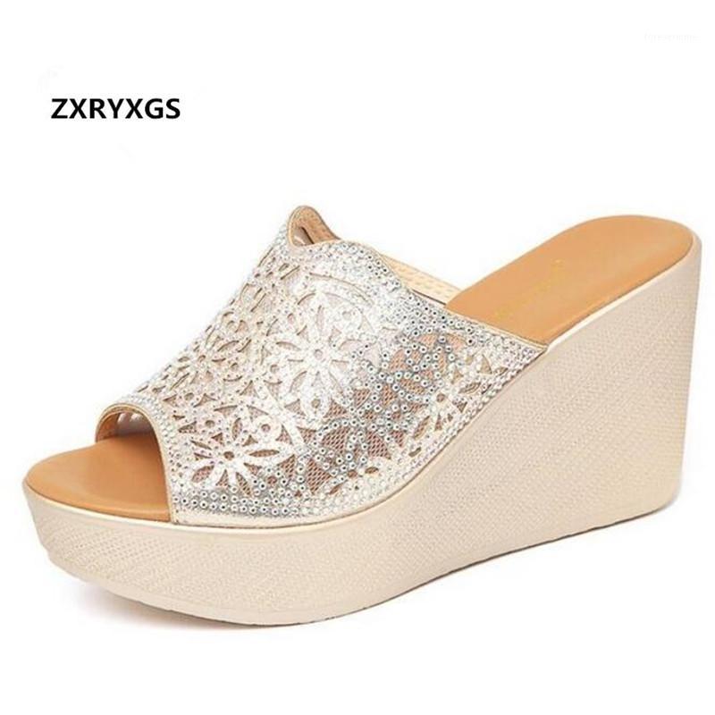 2020 New Plus Size Rhinestone Wild Cool Summer Shoes Women Sandals Slippers Non-slip High Heels Wedges Sandals Fashion Slippers1, Silver
2020 New Plus Size Rhinestone Wild Cool Summer Shoes Women Sandals Slippers Non-slip High Heels Wedges Sandals Fashion Slippers1, Silver