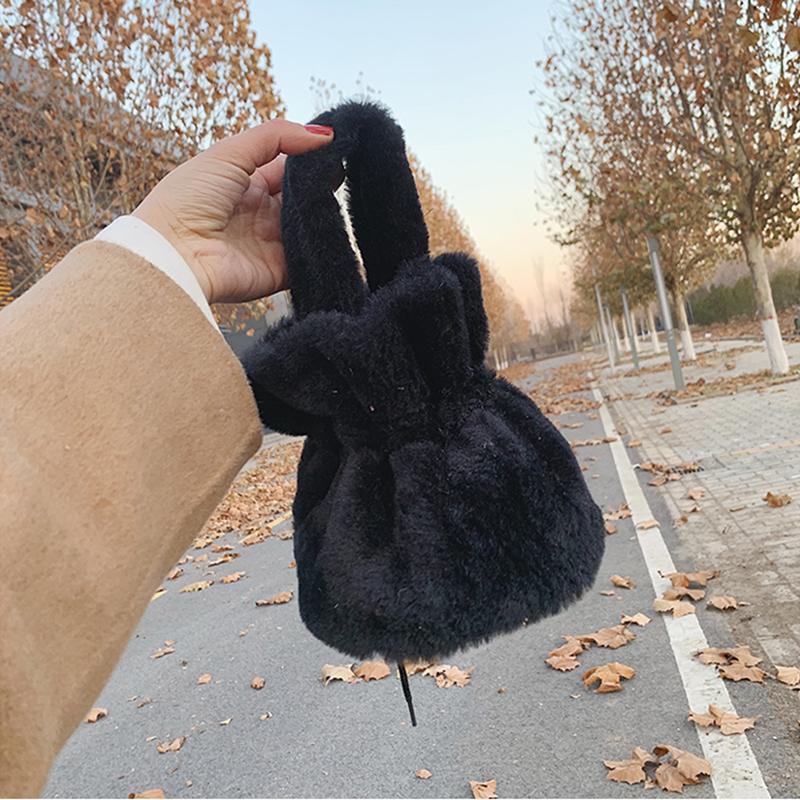 Small Plush Bucket Bags for Women 2021 Fashion Crossbody Shoulder Hand Bag Lady Trending Handbags and Purses, Black
Small Plush Bucket Bags for Women 2021 Fashion Crossbody Shoulder Hand Bag Lady Trending Handbags and Purses, Black