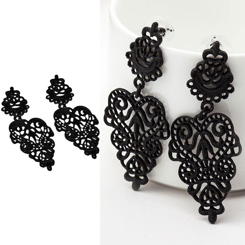 2020 NEW Fashion Women Drop Earrings Bohemian Earrings Jewelry Metal Hollow Leaf Shape Dangle Women Stud
2020 NEW Fashion Women Drop Earrings Bohemian Earrings Jewelry Metal Hollow Leaf Shape Dangle Women Stud