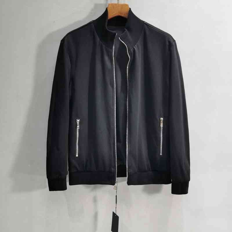 Men's Jackets men s hoodies classic casual jacket Stand-up collar reversible design Wear both sides embroidery Imported reable nylon material 10OJ, Black
Men's Jackets men s hoodies classic casual jacket Stand-up collar reversible design Wear both sides embroidery Imported reable nylon material 10OJ, Black