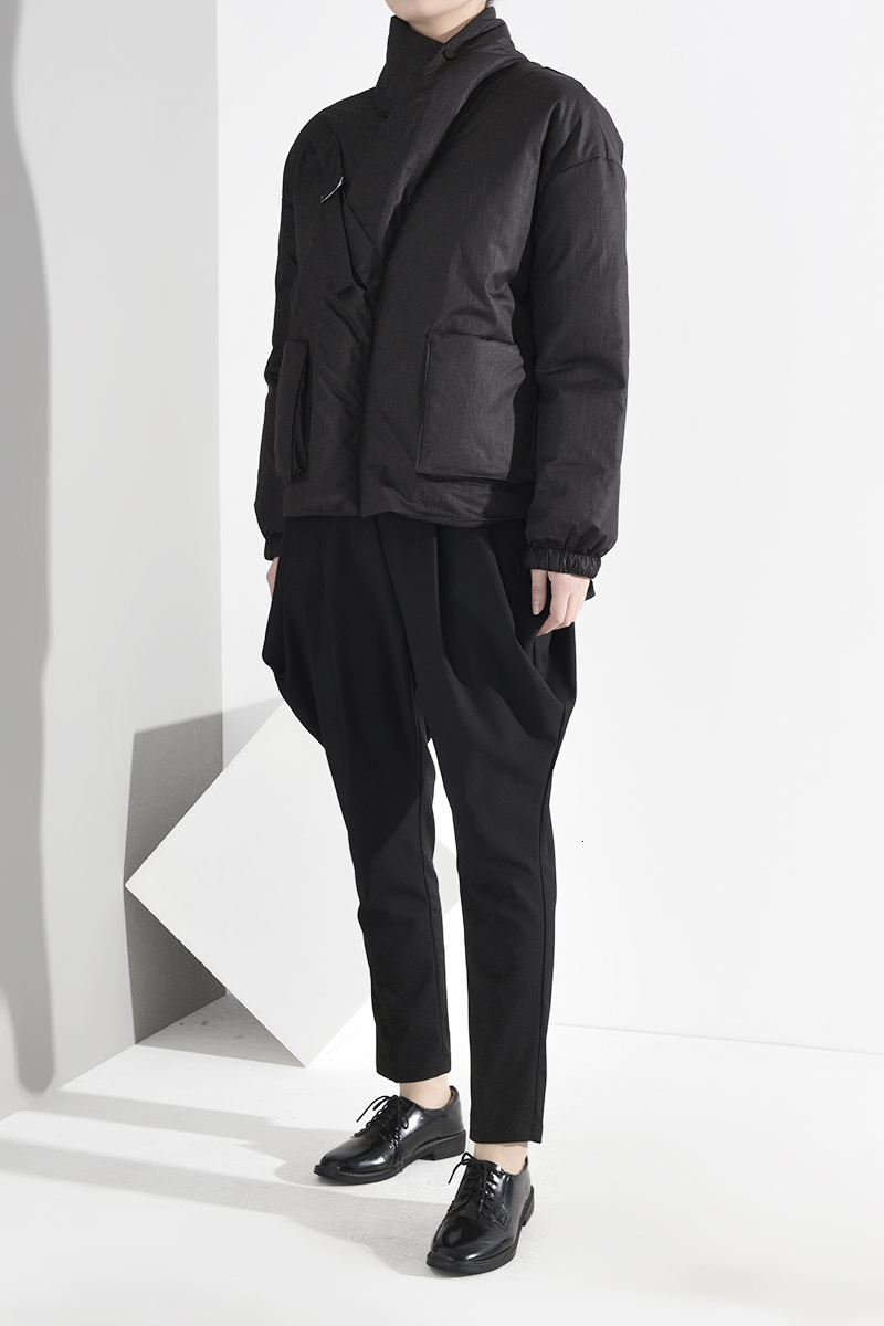EAM Black Pocket Big Size Short Cottonpadded Coat Long Sleeve Loose Fit Women Parkas Fashion Spring Autumn A819 201017