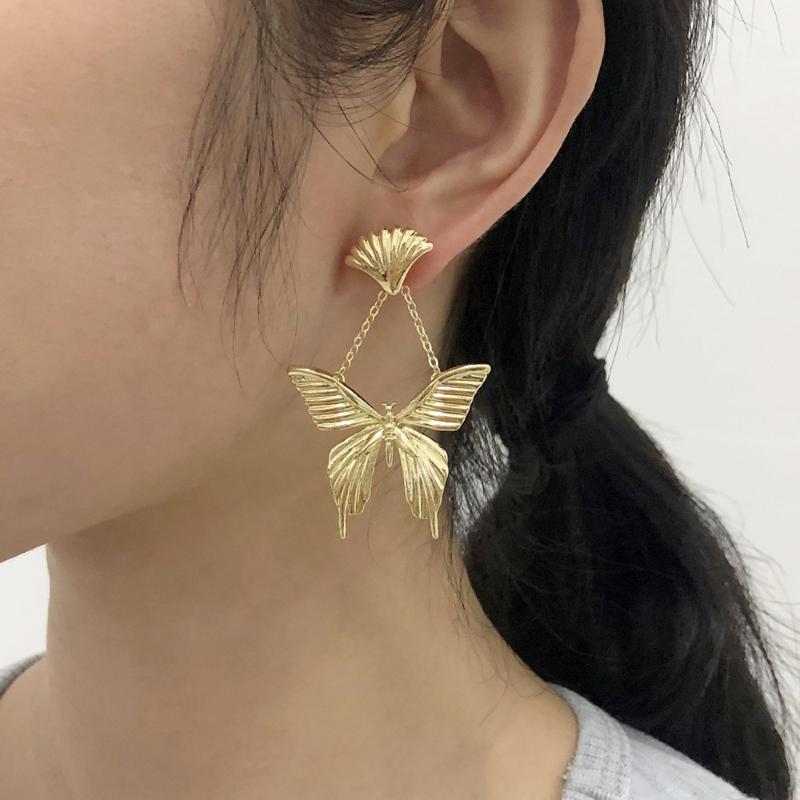 PHYANIC 2021 Retro French Long Temperament Metal Dovetail Butterfly Shape Design Gold Color Retaining Earrings For Women Girls
PHYANIC 2021 Retro French Long Temperament Metal Dovetail Butterfly Shape Design Gold Color Retaining Earrings For Women Girls