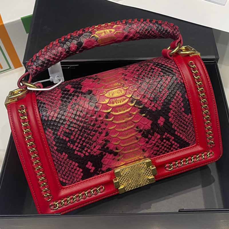 Classic Handbags Ladies Designer Bags Multicolor Solid Color Cowhide Serpentine Messenger Crossbody Bag Flip Leather Handheld Metal Chain Shoulder Bag Women 25CM, Red
Classic Handbags Ladies Designer Bags Multicolor Solid Color Cowhide Serpentine Messenger Crossbody Bag Flip Leather Handheld Metal Chain Shoulder Bag Women 25CM, Red