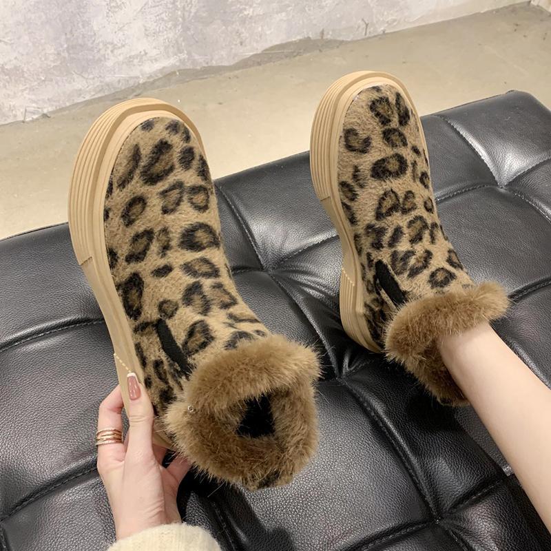 Rimocy Fashion Leopard Fluffy Plush Snow Boots 2020 Winter Warm Long Plush Short Boots Women Non Slip Chunky Platform Shoes, Gray
Rimocy Fashion Leopard Fluffy Plush Snow Boots 2020 Winter Warm Long Plush Short Boots Women Non Slip Chunky Platform Shoes, Gray