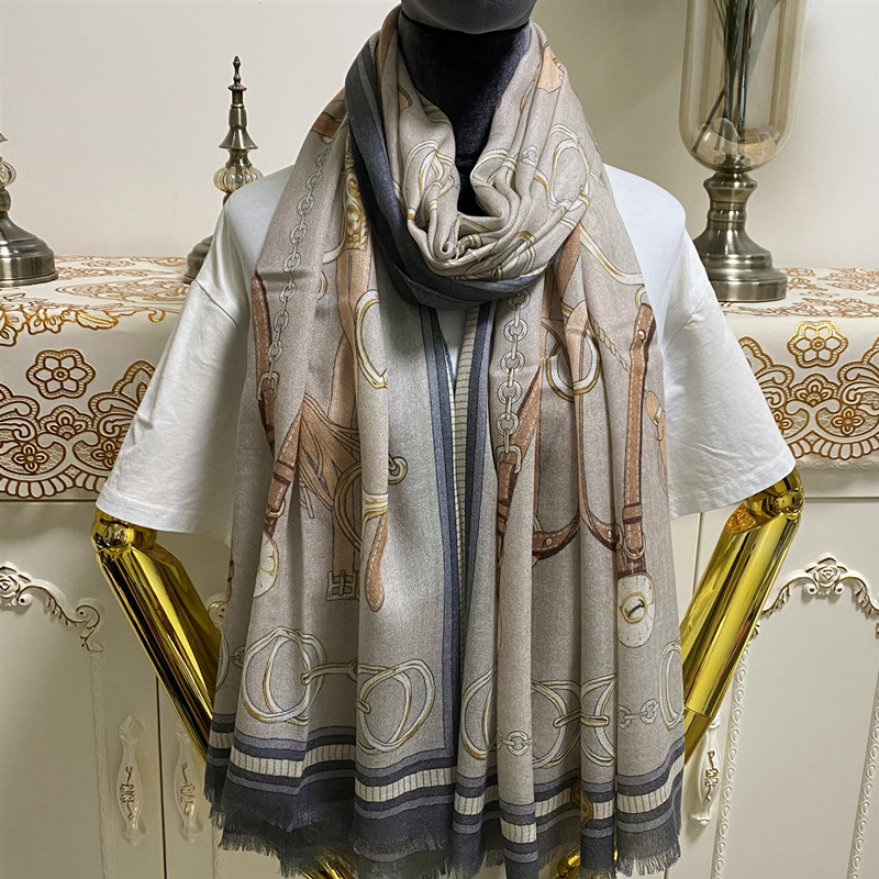 New style khaki color good quality 100% cashmere material thin and soft print long scarves for women big size 200cm -100cm, Blue;gray
New style khaki color good quality 100% cashmere material thin and soft print long scarves for women big size 200cm -100cm, Blue;gray