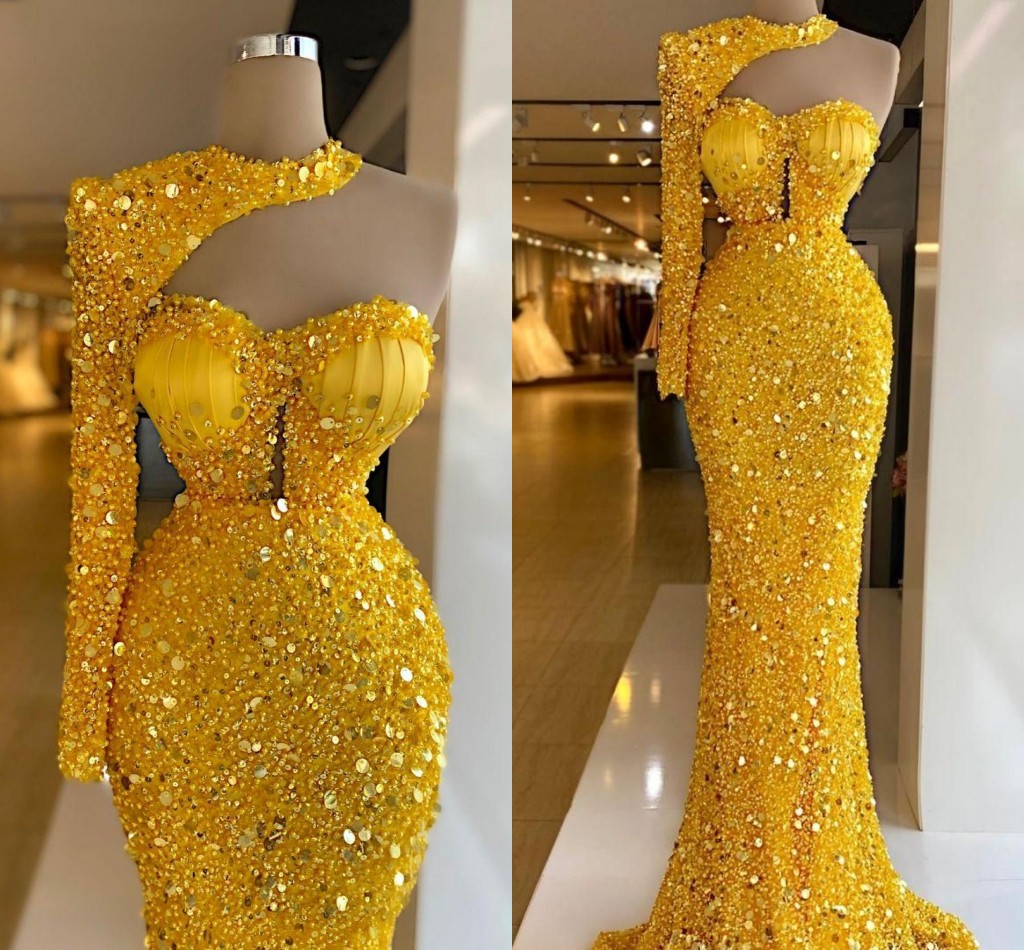 2022 Gold Arabic Luxury Prom Dresses Sequins Beads Halter Sleeves Evening Formal Party Gown Custom Made Vestidos Robe De Soiree, White
2022 Gold Arabic Luxury Prom Dresses Sequins Beads Halter Sleeves Evening Formal Party Gown Custom Made Vestidos Robe De Soiree, White