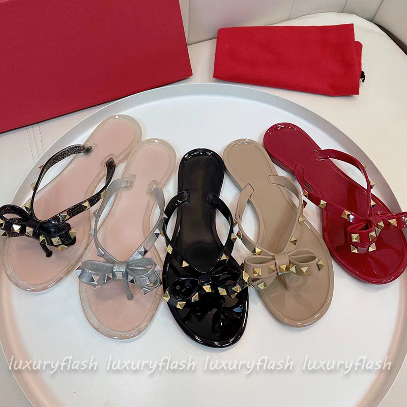 2022 Women Designers Slippers Fashion Sandals Slides Platform Flats Shoes Sneakers High Quality Rivet Luxury Lip Flops Bow Tie Slide 5 Color, Black
2022 Women Designers Slippers Fashion Sandals Slides Platform Flats Shoes Sneakers High Quality Rivet Luxury Lip Flops Bow Tie Slide 5 Color, Black
