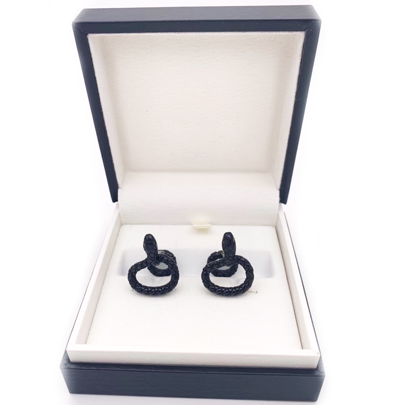 PURE PEARL Luxury Cuff Links Heritage Range with serpent detail stainless steel Men Business Suit French Shirts CuffLinks Sleeve style Classic Buttons Box set
PURE PEARL Luxury Cuff Links Heritage Range with serpent detail stainless steel Men Business Suit French Shirts CuffLinks Sleeve style Classic Buttons Box set