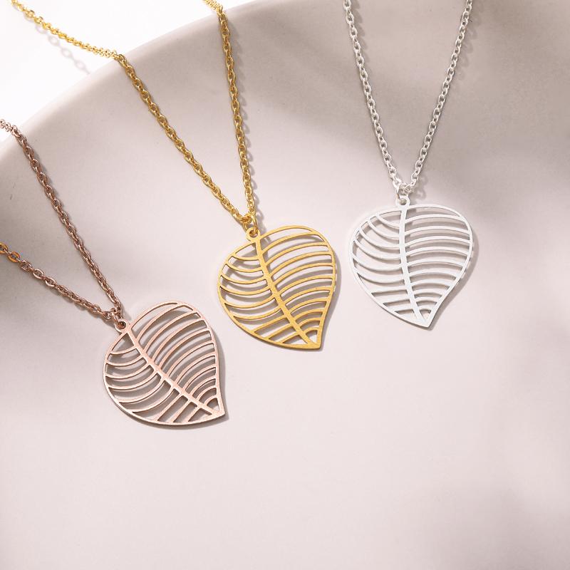Hollow Fashion Minimalist one Leave Pendant Clavicle Necklaces For Women Jewelry Gift Tassel Summer Beach Chain Collier
Hollow Fashion Minimalist one Leave Pendant Clavicle Necklaces For Women Jewelry Gift Tassel Summer Beach Chain Collier