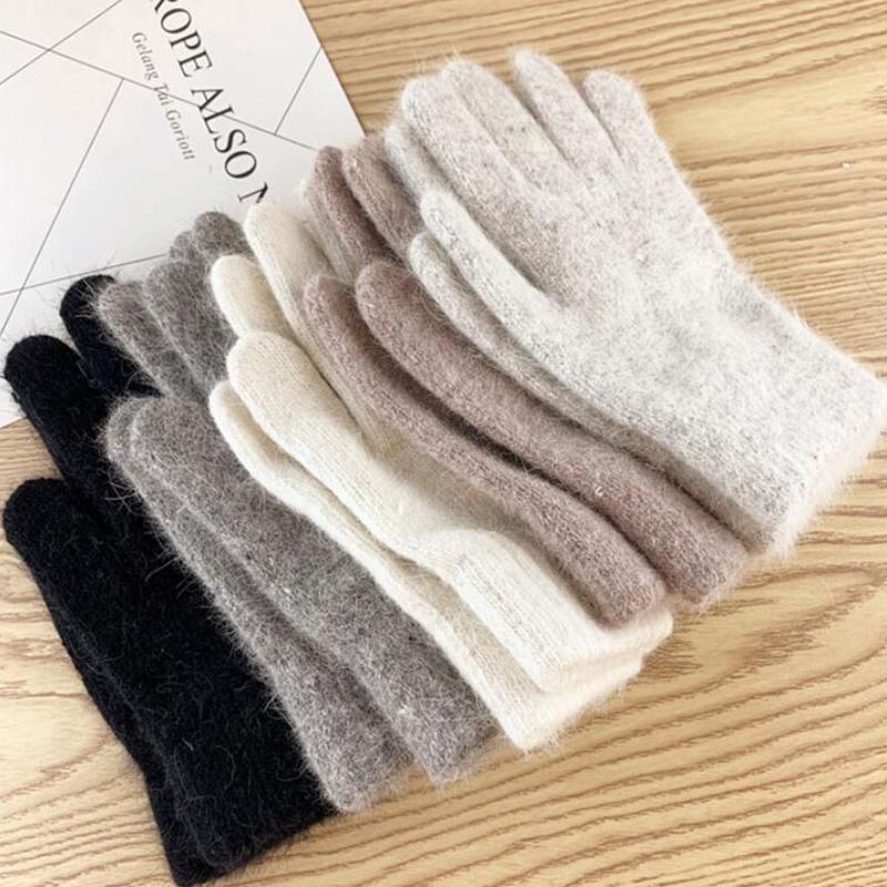 Five Fingers Gloves Hair Female Winter Korean Version Of Solid Color Women Girls Mittens
Five Fingers Gloves Hair Female Winter Korean Version Of Solid Color Women Girls Mittens