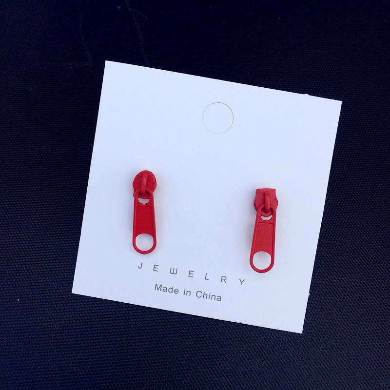 2021 trend Christmas earrings for women alloy New color zipper button ear stud Unusual earrings Gifts for the new year
2021 trend Christmas earrings for women alloy New color zipper button ear stud Unusual earrings Gifts for the new year