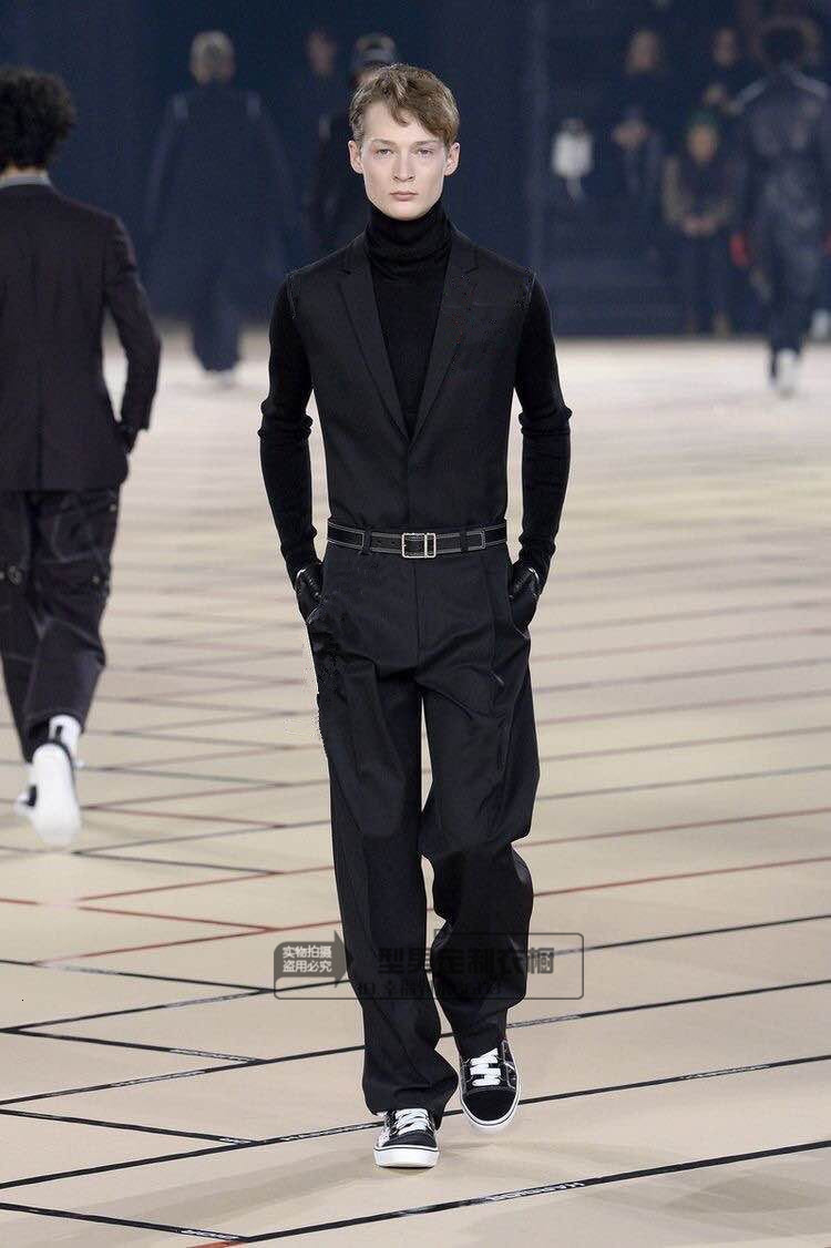 2021 New European American Style Thin Straight From Loose Pipe Fit Young Men' Overalls Suit Suit. -6xl!! BBNB, 12 in the belt 
2021 New European American Style Thin Straight From Loose Pipe Fit Young Men' Overalls Suit Suit. -6xl!! BBNB, 12 in the belt