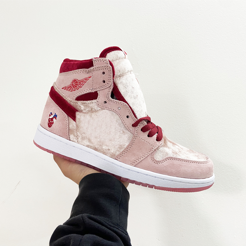 2020 High 1S Strangelove Basketball Shoes OG Valentine Running Junpman Pink Bloodline Men Lace-up Sport Sneaker
2020 High 1S Strangelove Basketball Shoes OG Valentine Running Junpman Pink Bloodline Men Lace-up Sport Sneaker