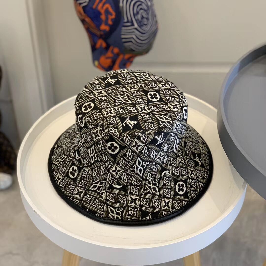 Cool designer bucket hat scrawl top women hats formal designer hats hot sale fashion luxury hot men Bucket Hat wholesale, Blue;gray
Cool designer bucket hat scrawl top women hats formal designer hats hot sale fashion luxury hot men Bucket Hat wholesale, Blue;gray