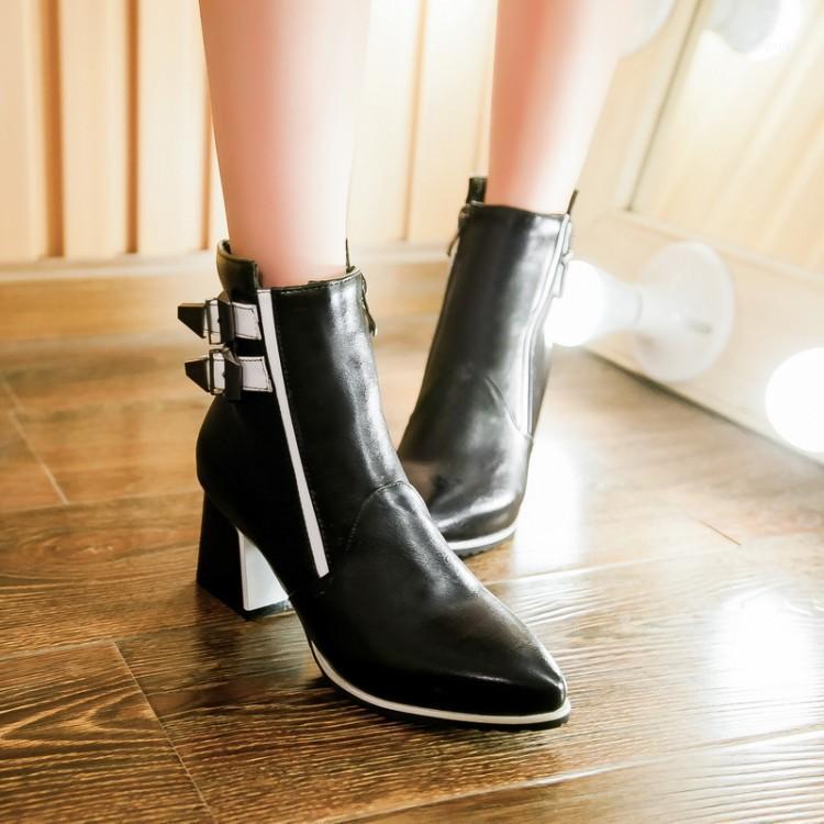 2020 winter autum women boots size 35-43 softs high heels fashion quality motorcycle shoes woman leather ankle boot S-661, Black
2020 winter autum women boots size 35-43 softs high heels fashion quality motorcycle shoes woman leather ankle boot S-661, Black