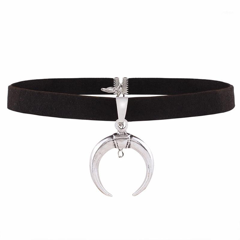 New Design Black Velvet Ribbon Choker Necklace Gothic Handmade With Charm Moon Pendant Gothic Emo For Women Collares Mujer1
New Design Black Velvet Ribbon Choker Necklace Gothic Handmade With Charm Moon Pendant Gothic Emo For Women Collares Mujer1
