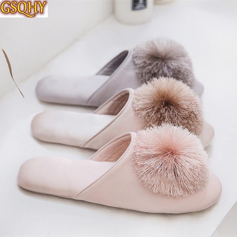 Women Cotton Soft Soled Slippers Fur Home Indoor Woman Flat Shoes Autumn Spring 2021 Ladies Slides Comfortable Female Footwear, Light gray
Women Cotton Soft Soled Slippers Fur Home Indoor Woman Flat Shoes Autumn Spring 2021 Ladies Slides Comfortable Female Footwear, Light gray
