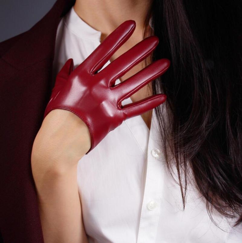 Women's fashion sexy slim faux pu leather glove lady's club performance formal party leather short glove R2068
Women's fashion sexy slim faux pu leather glove lady's club performance formal party leather short glove R2068